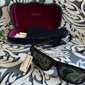 Gucci Tortoise Havana Green Sunglasses
